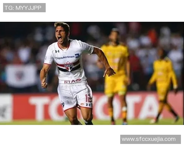 克鲁与米尔顿凯恩斯的对决:一场足球激情与战术智慧的较量 克鲁与米尔顿凯恩斯的对决:一场足球激情与战术智慧的较量