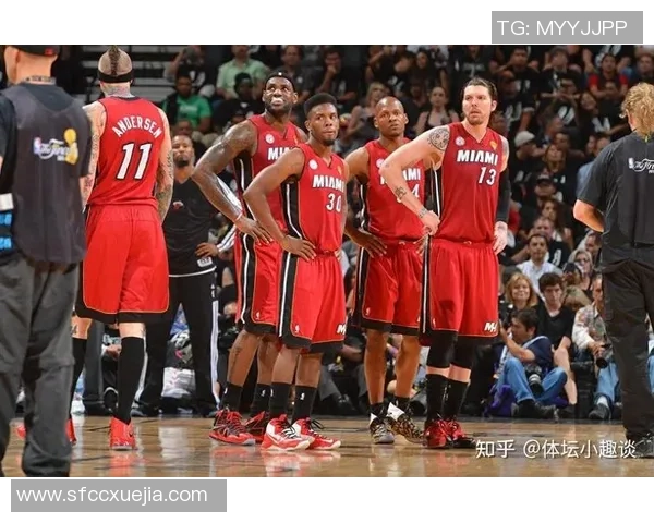 湖人火箭最新对决回顾与分析球星表现与战术对抗全景呈现